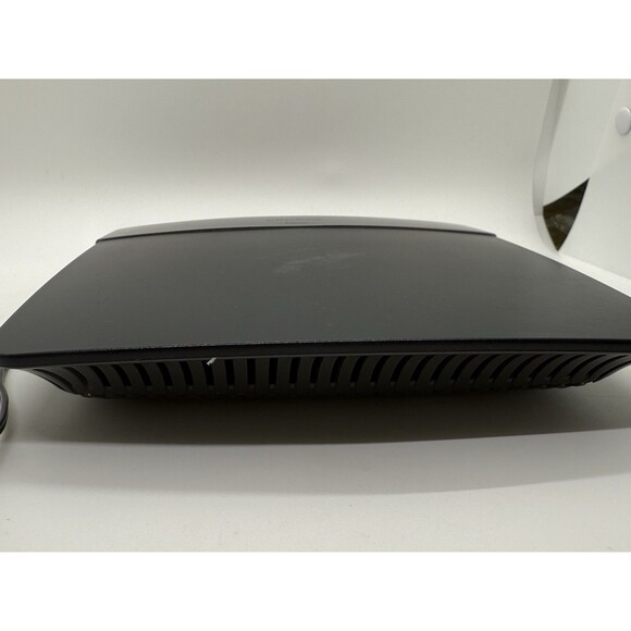 Cisco Linksys E2500V3 300 Mbps 4-Port 10/100 Wireless N Router Tested - Picture 3 of 6